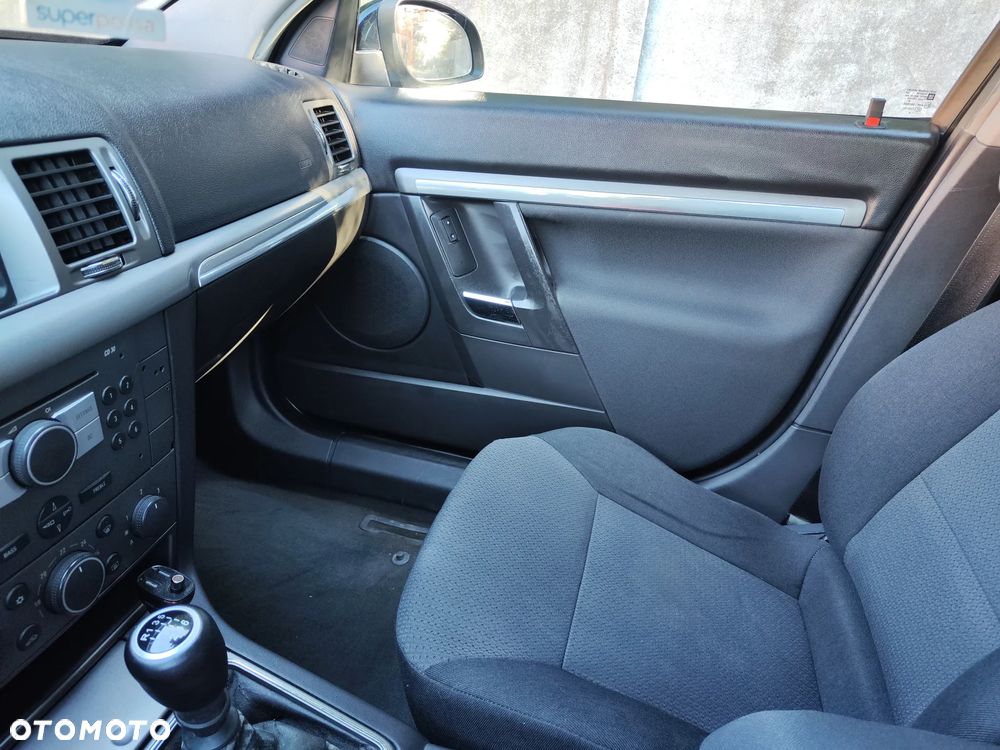 Opel Vectra 1.9 CDTI Cosmo - 12