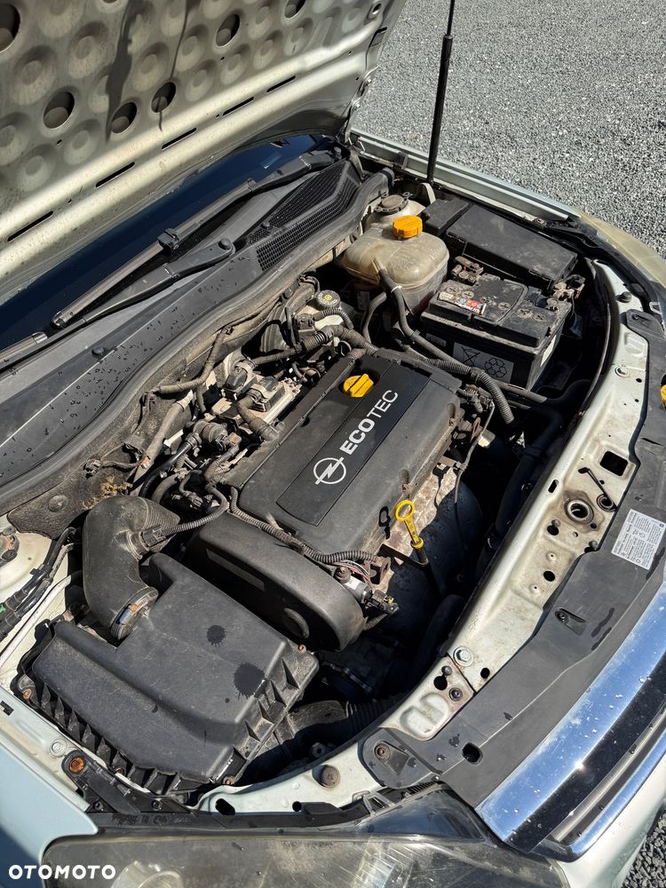 Opel Astra 1.6 - 12