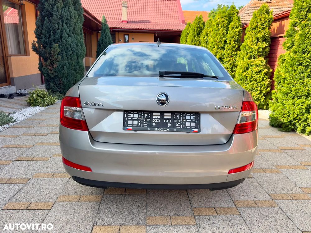 SKODA Octavia 2015 — imagine 32