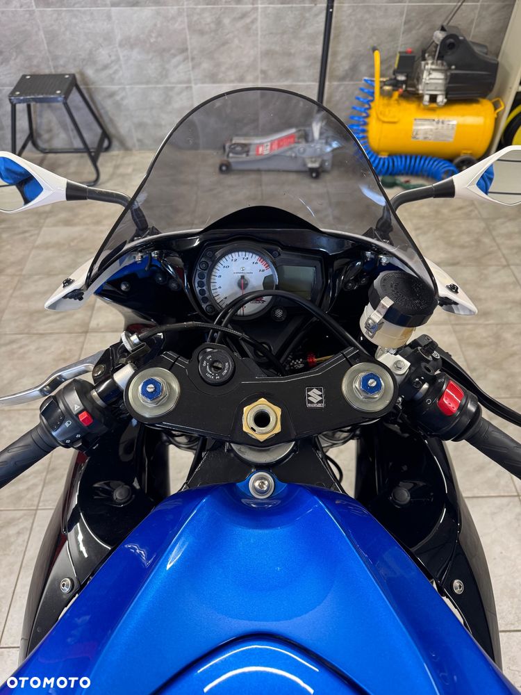 Suzuki GSX-R - 9