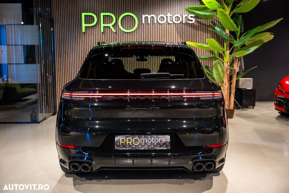 Porsche Cayenne GTS - 17