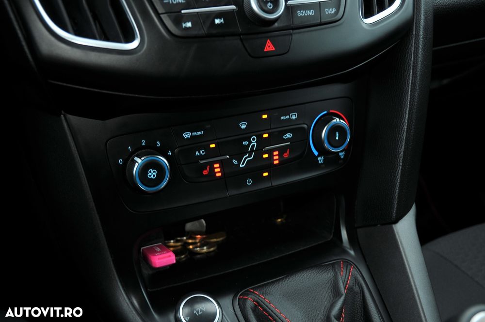 Ford Focus 2.0 TDCI ST-Line - 26