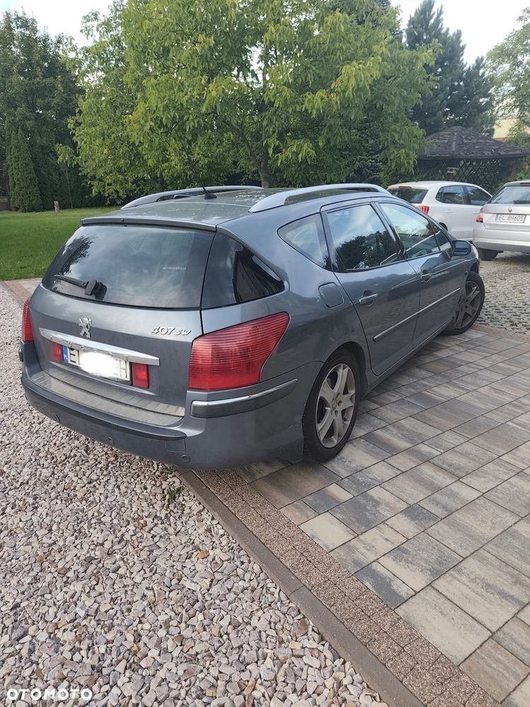 Peugeot 407