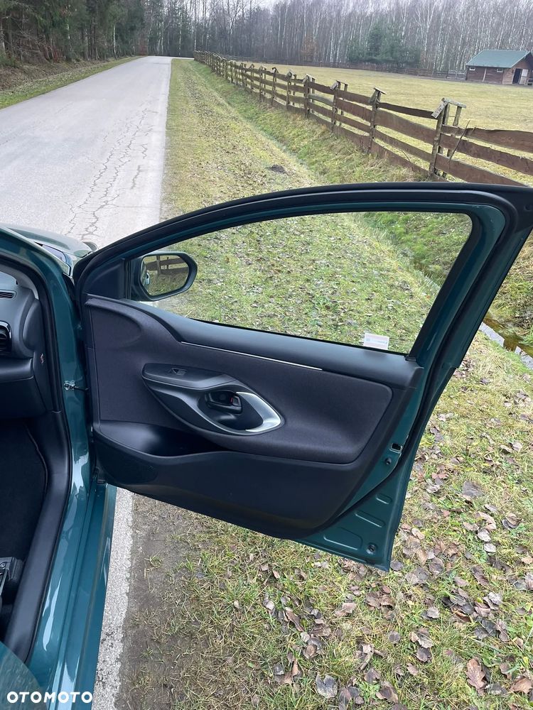 Toyota Yaris Hybrid 1.5 Comfort - 16