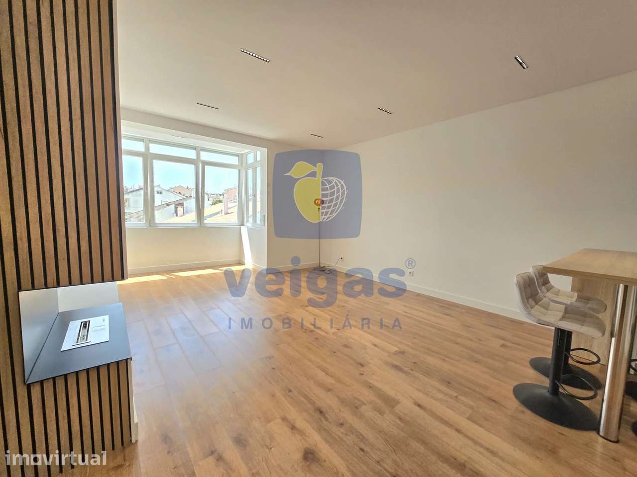 Apartamento renovado com 1 quarto em Charneca de Caparica - Grande imagem: 3/25