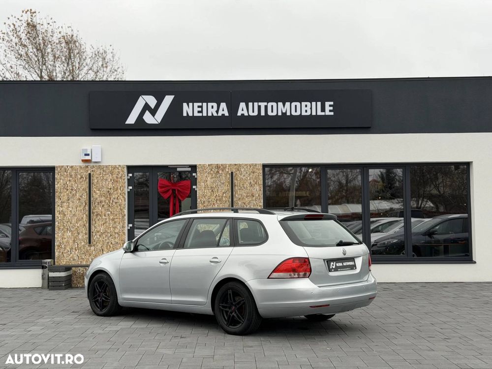 Volkswagen Golf - 30