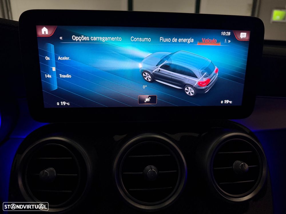 Mercedes-Benz GLC 300 de 4Matic 9G-TRONIC AMG Line Plus - 39