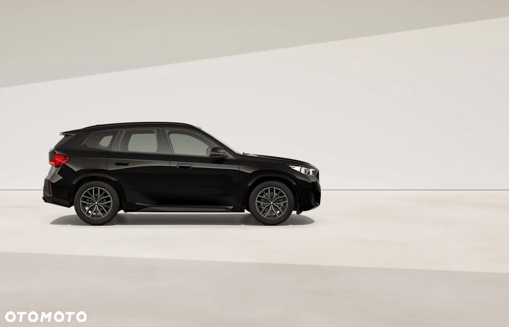 BMW X1 xDrive23i mHEV - 5