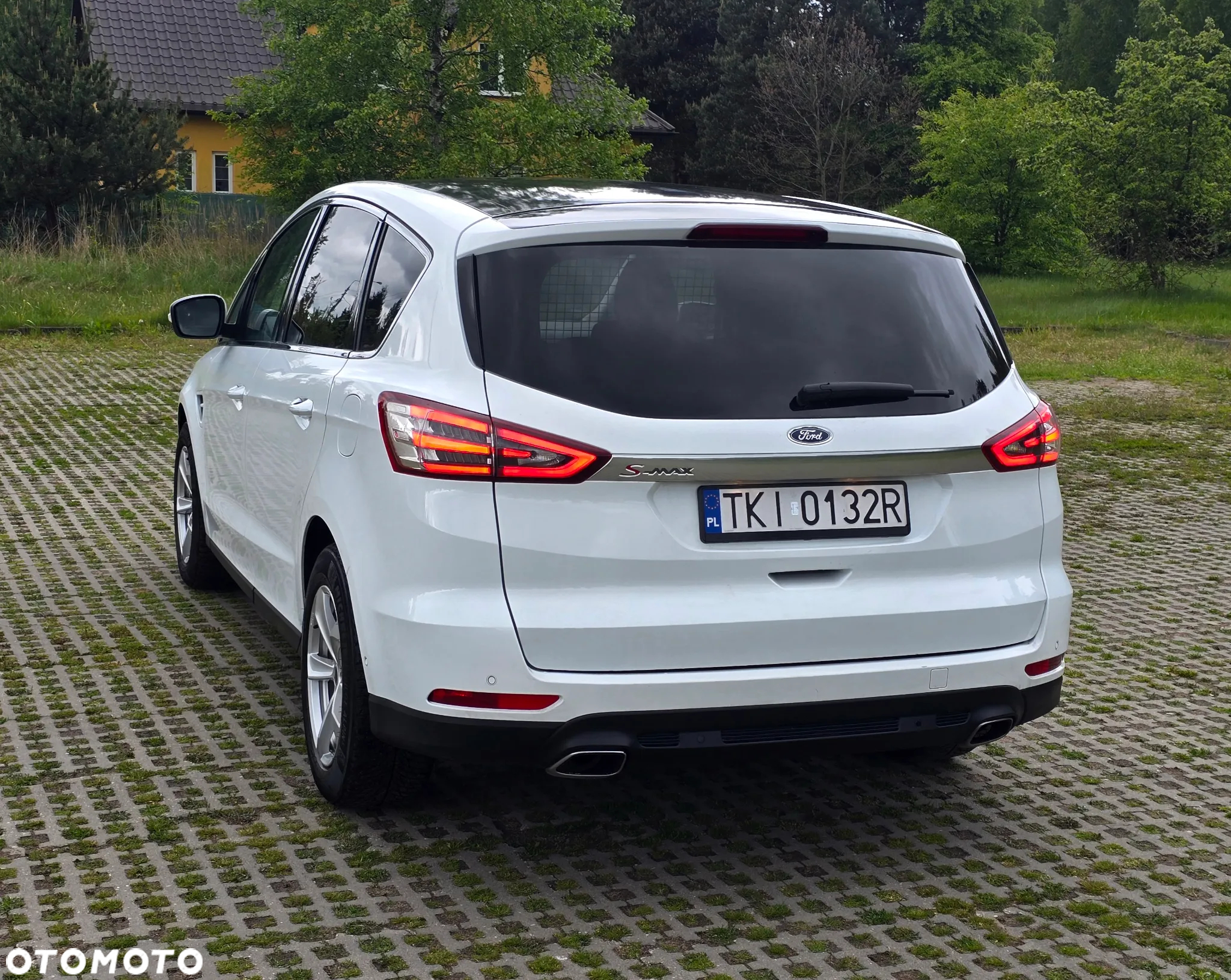 Ford S-Max 2.0 TDCi Titanium PowerShift - 6