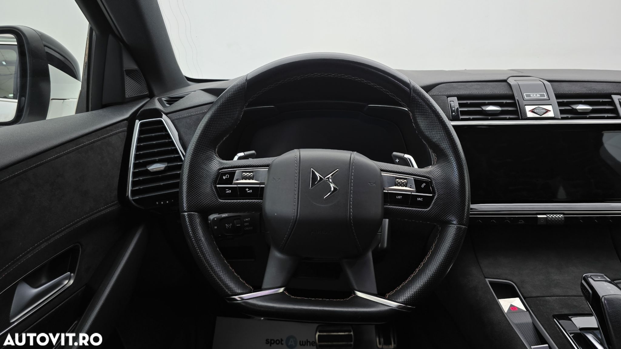 DS Automobiles DS 7 Crossback - 14