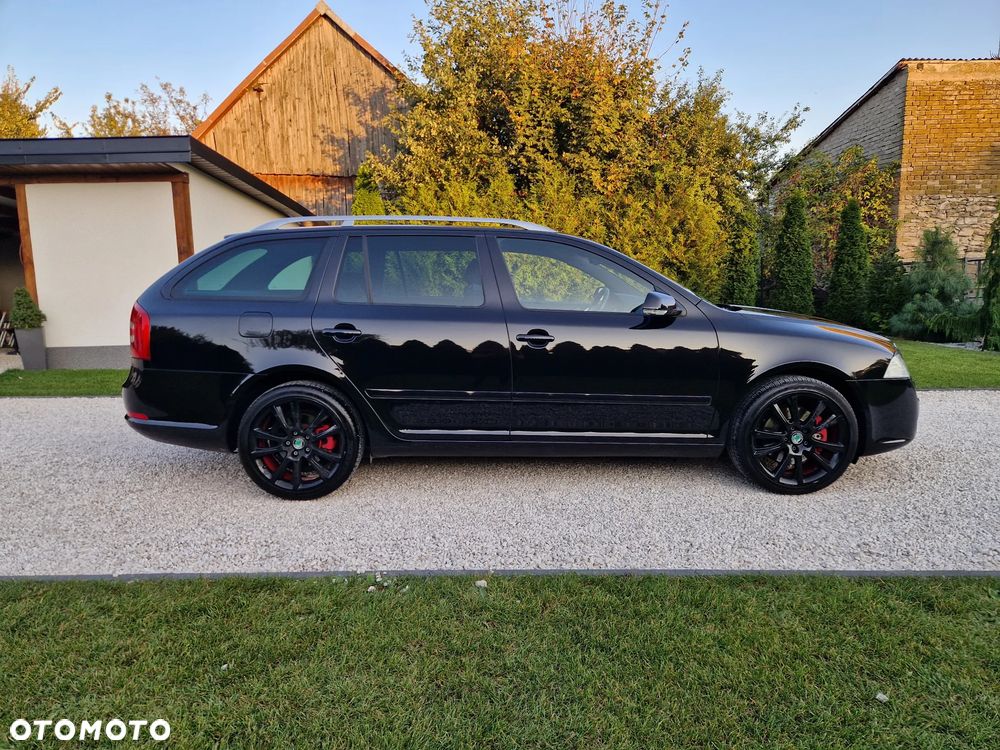 Skoda Octavia 2.0 TDI DPF DSG RS - 5