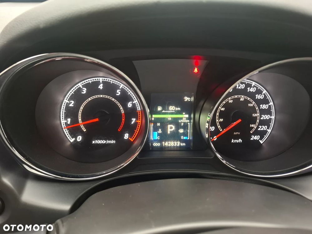 Mitsubishi ASX 2.0 4WD CVT Top - 16