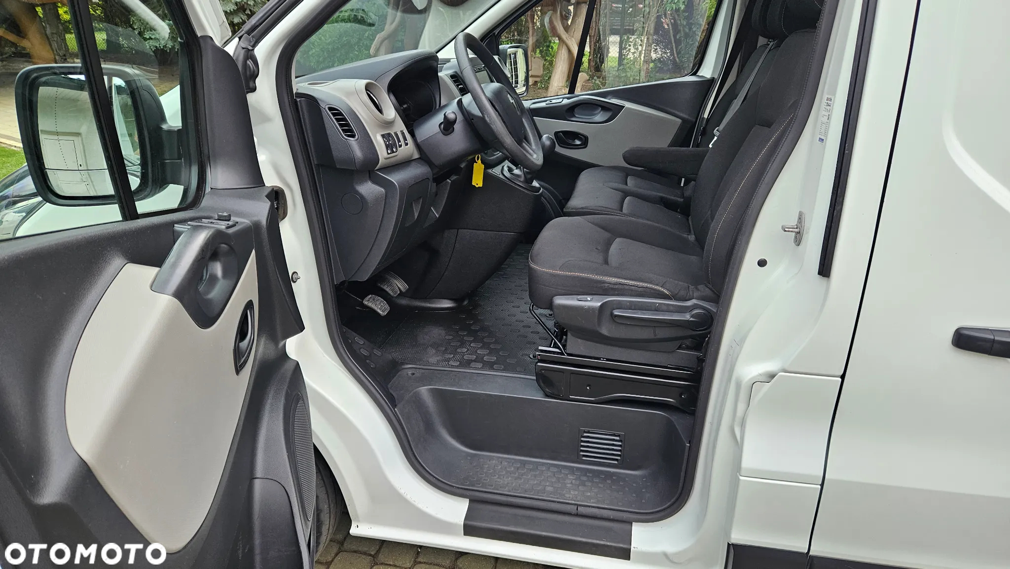 Renault Trafic 1,6DCI 120KM - 11