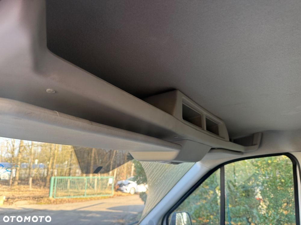Ford Transit - 21