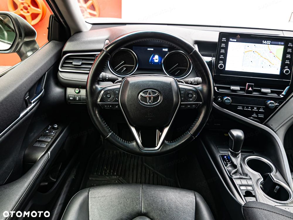 Toyota Camry 2.5 Hybrid Executive CVT - 13