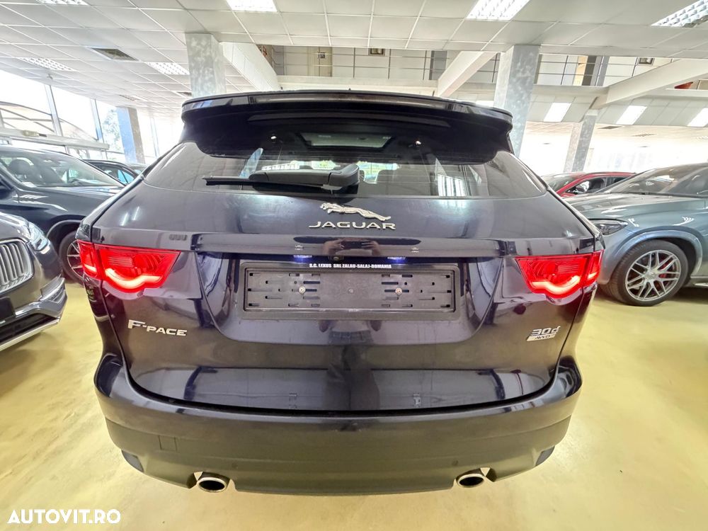 Jaguar F-Pace 30d AWD R-Sport - 10