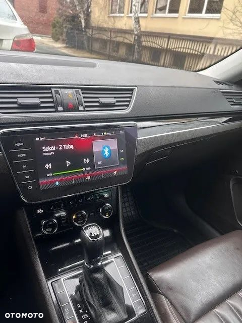 Skoda Superb 2.0 TDI SCR 4x4 L&K DSG - 24