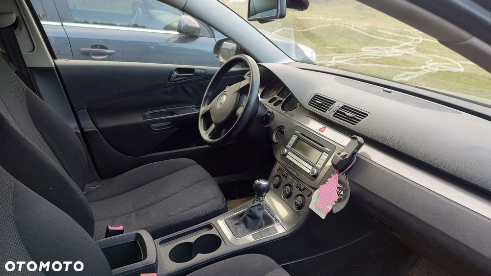 Volkswagen Passat - 7