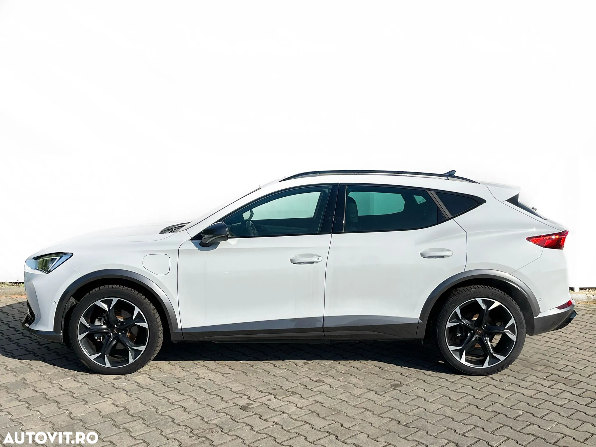 Cupra Formentor 1.4 e-HYBRID PHEV VZ - 4