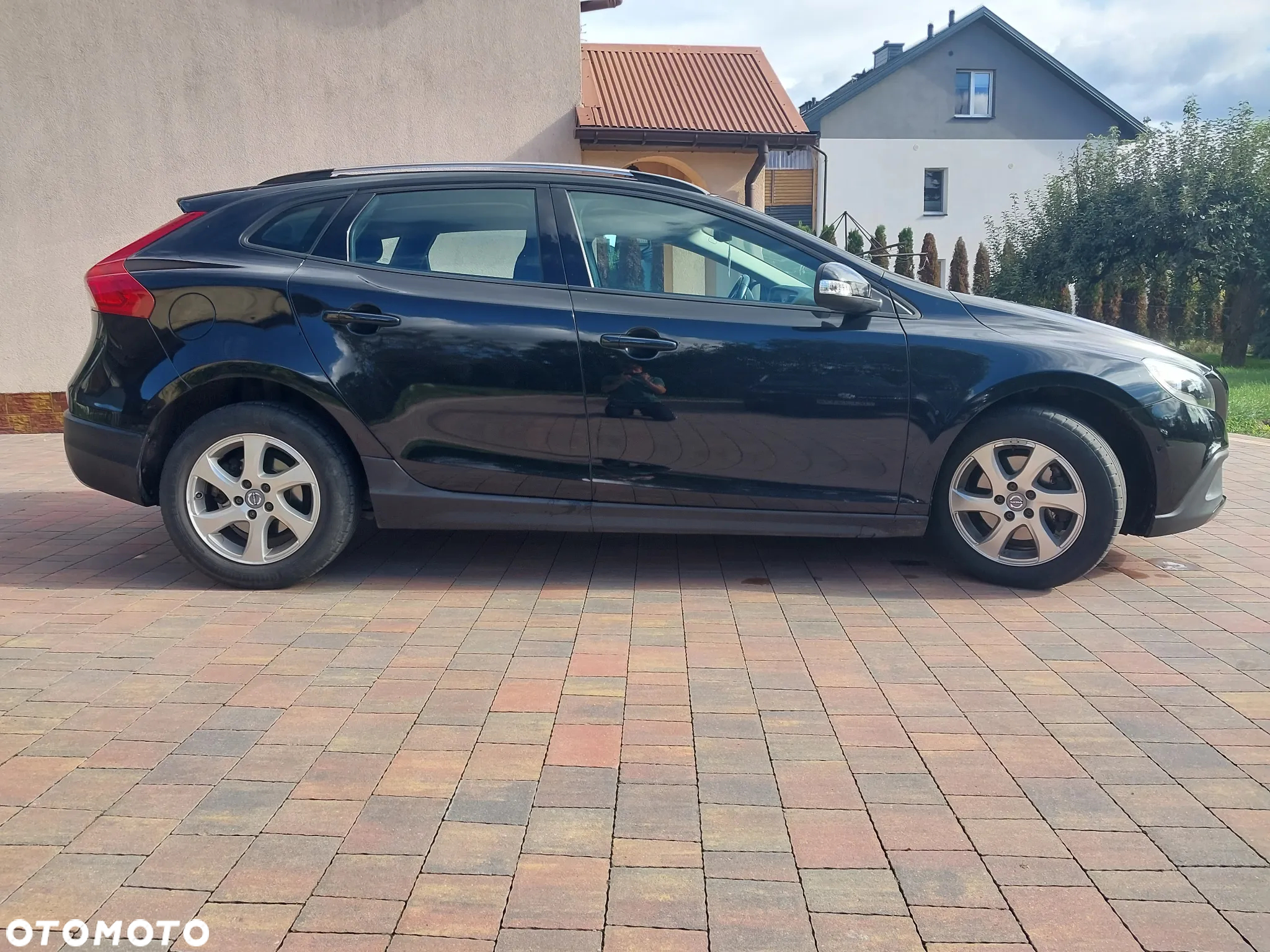 Volvo V40 Cross Country - 5
