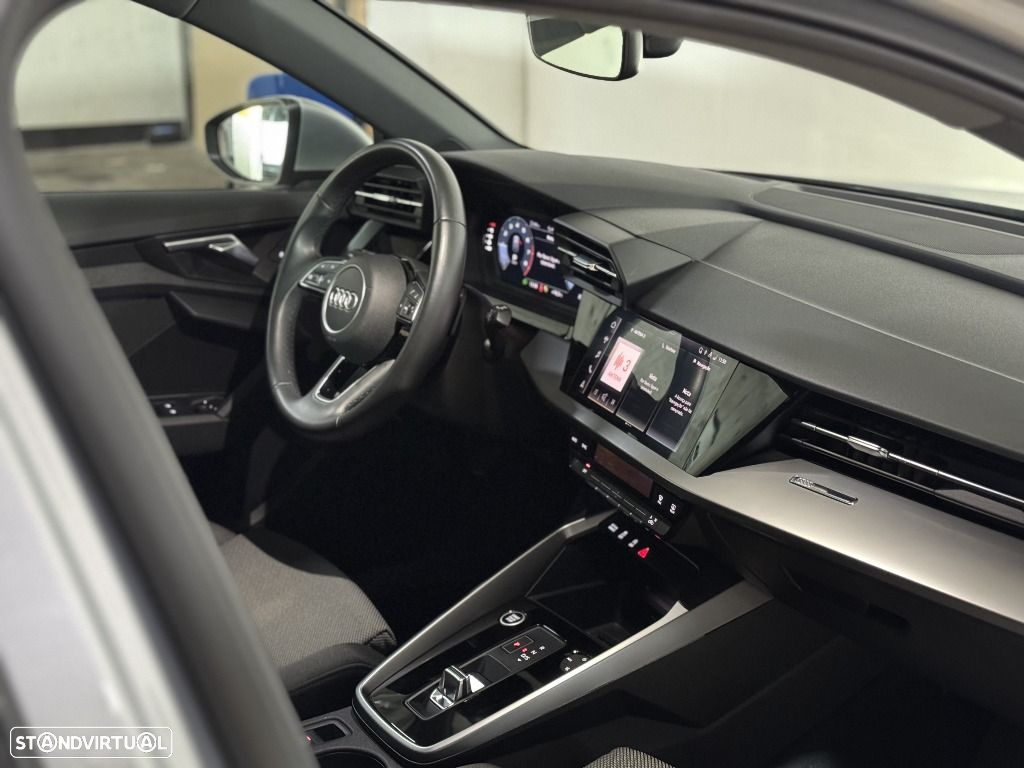 Audi A3 Sportback 30 TFSI Advanced S tronic - 10