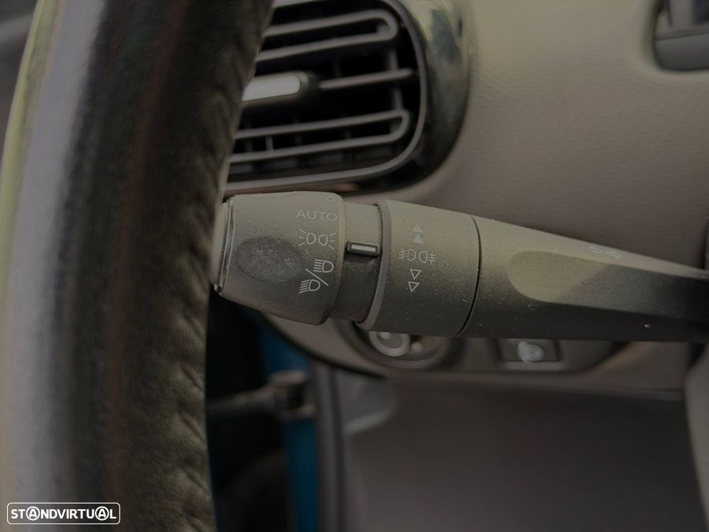 Citroën C4 Cactus 1.2 PureTech Shine - 30