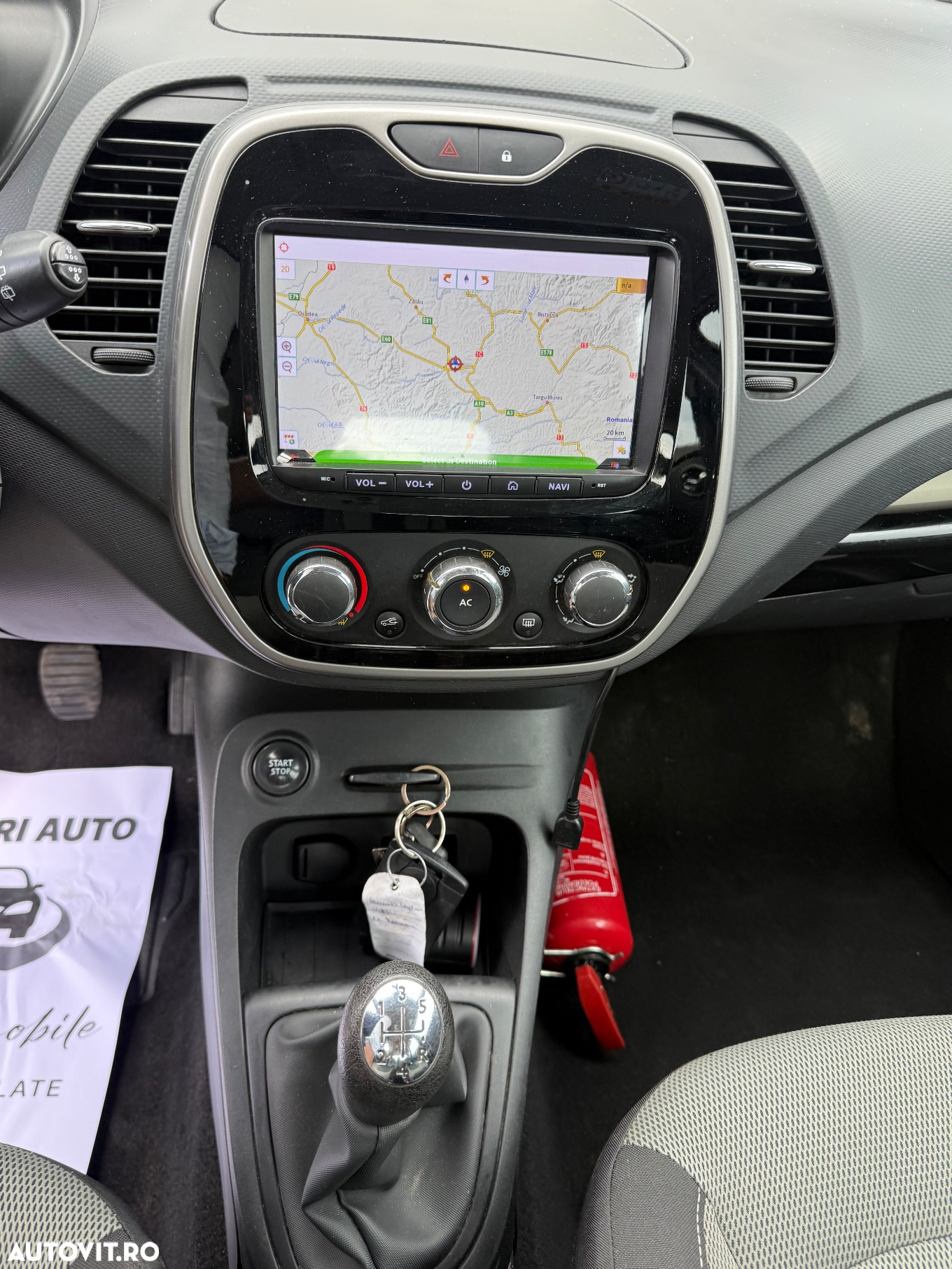 Renault Captur TCe 100 Zen - 16