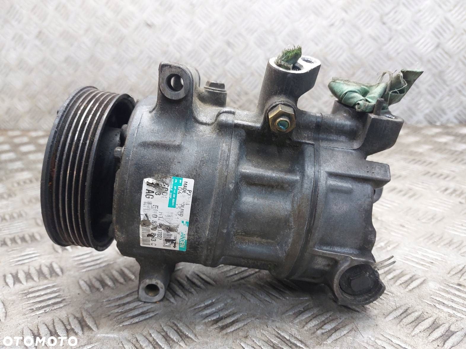 SPRĘŻARKA KOMPRESOR KLIMATYZACJI  VOLKSWAGEN GOLF VI 5N0820803C - 1