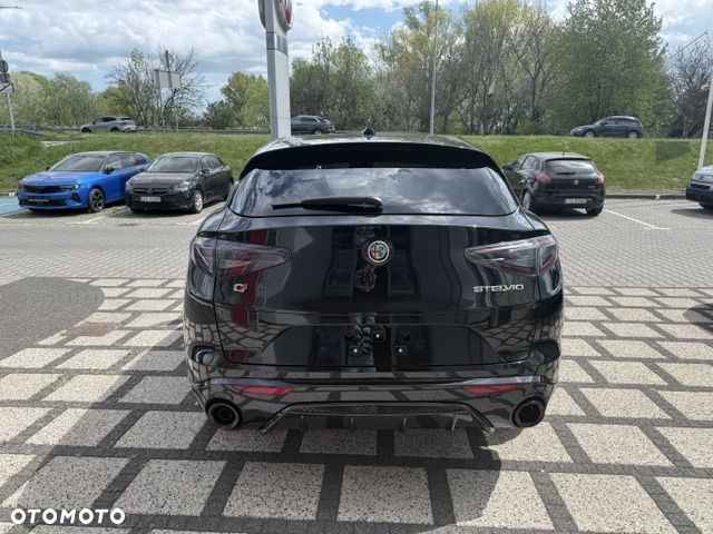 Alfa Romeo Stelvio 2.0 Turbo Veloce Q4 - 3
