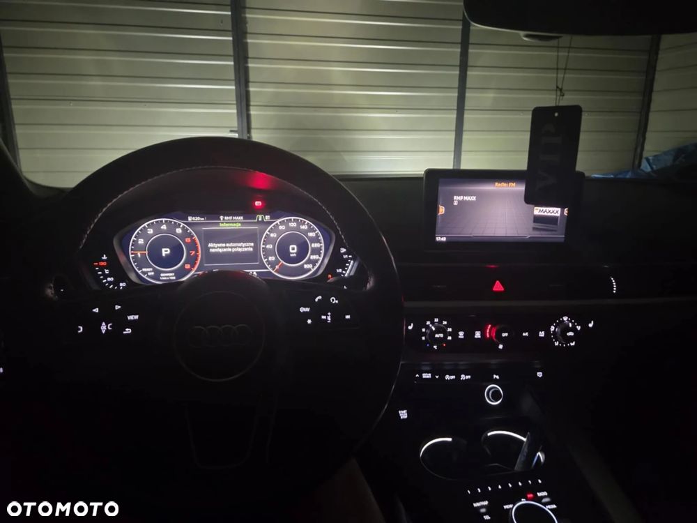 Audi A4 Avant 35 TFSI Sport S tronic - 9