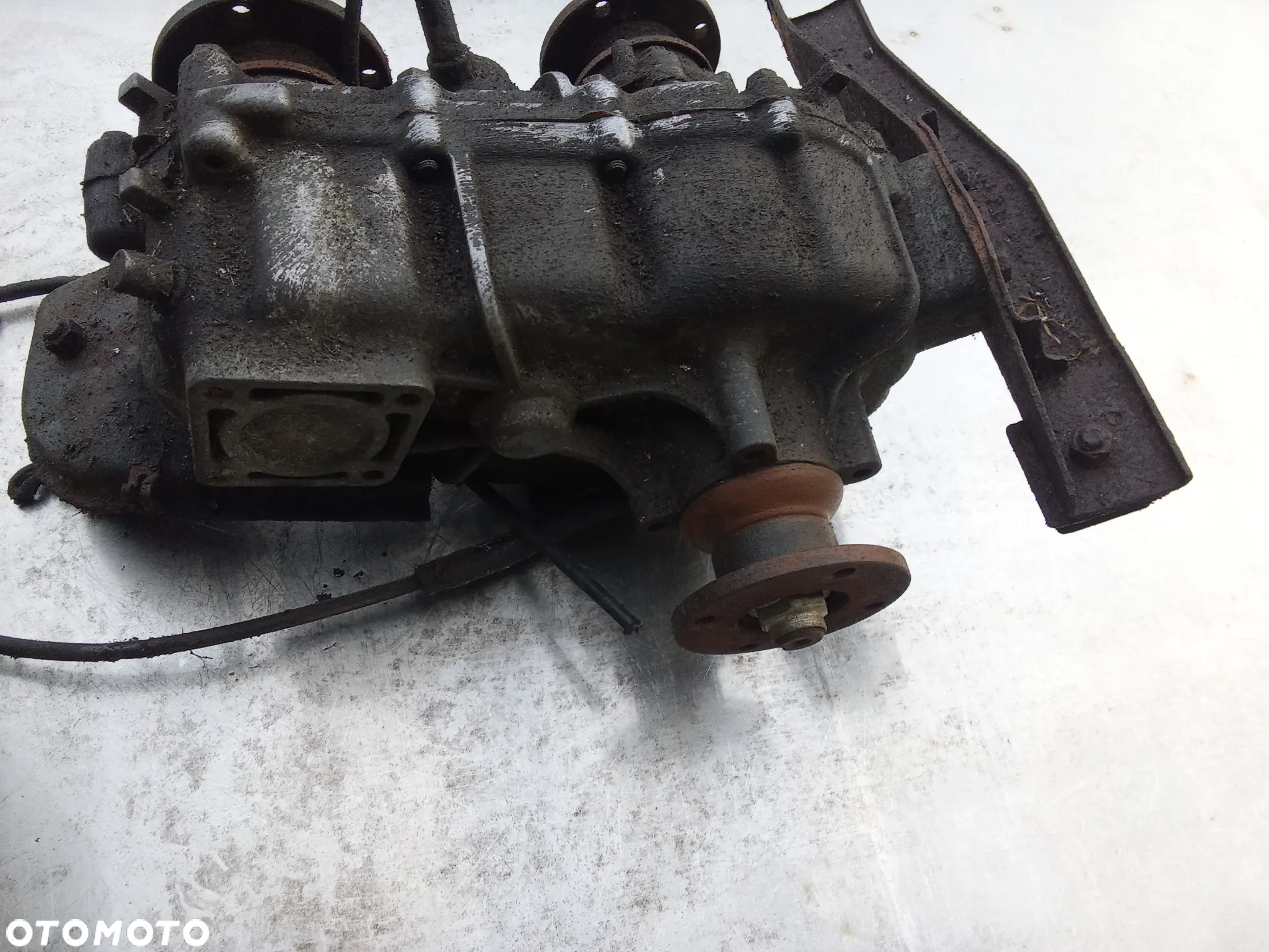 Suzuki Samurai 1.3 reduktor - 2
