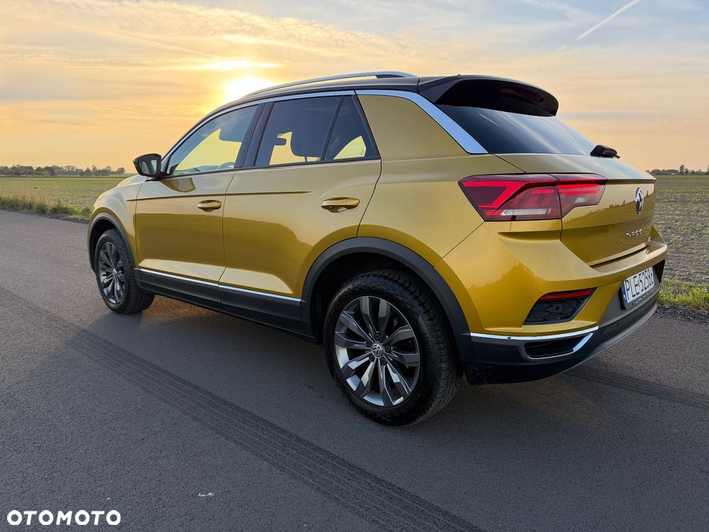 Volkswagen T-Roc - 9