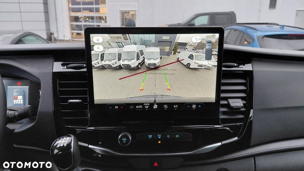 Ford Nowy Transit - 13