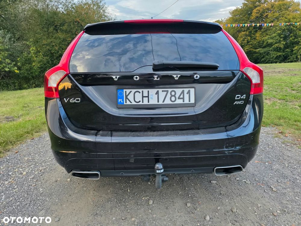 Volvo V60 2015 photo 5