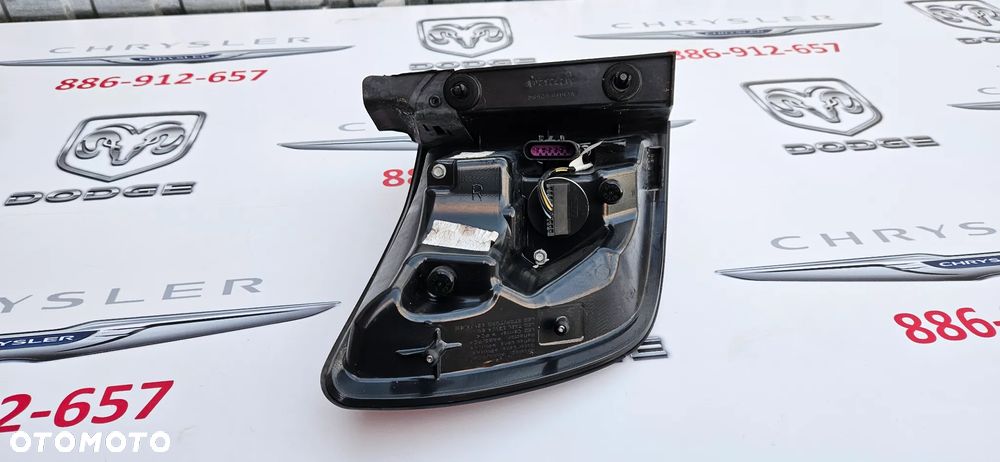 Dodge Durango III LIFT 2021-2025 Lampa tył prawy Lampa tylna prawa IDEALNA 68272126AB - 8