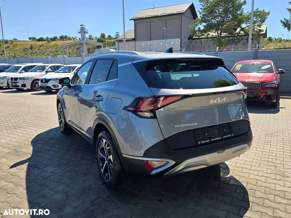 Kia Sportage 1.6 T-GDI HEV 6AT 4x2 Business Line - 3