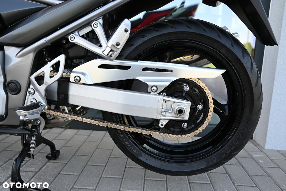Suzuki Bandit - 30