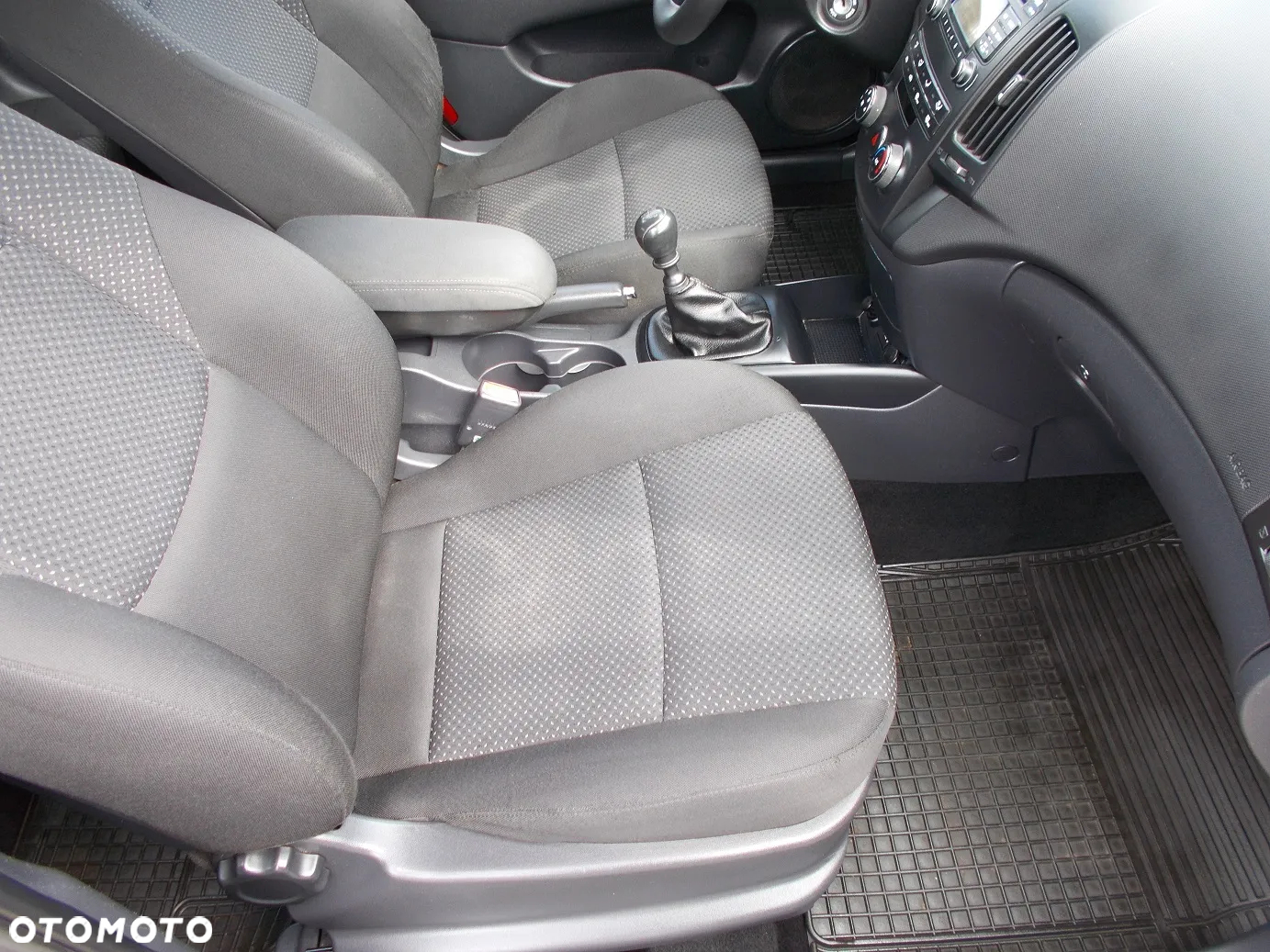 Hyundai i30 1.6 CRDi Classic + - 12