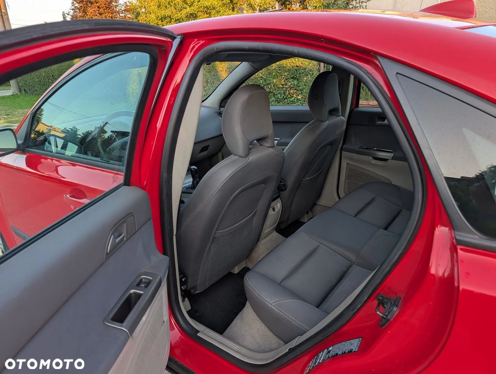 Volvo S40 2.0D - 15