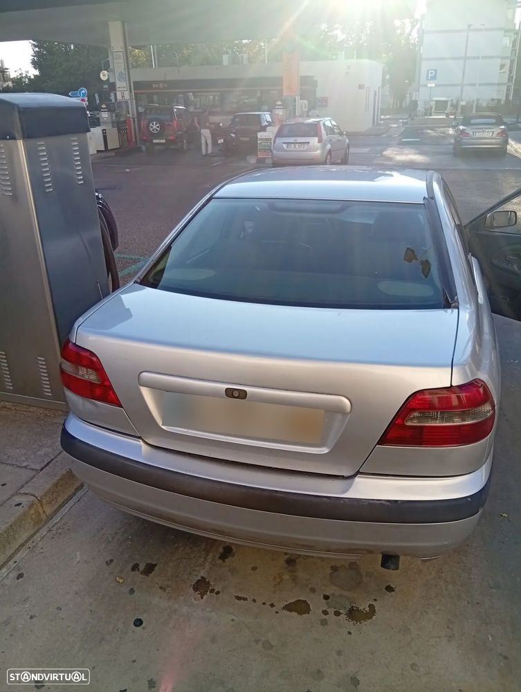 Volvo S40 1.9 D CR - 4