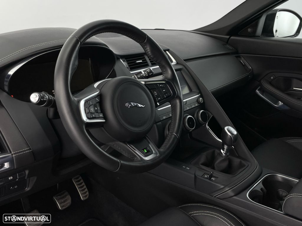 Jaguar E-Pace 2.0 i4D S AWD - 21