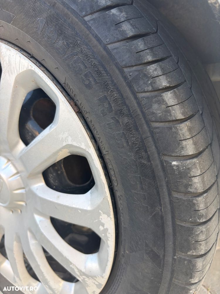 Ford Fiesta 1.0 Titanium - 4
