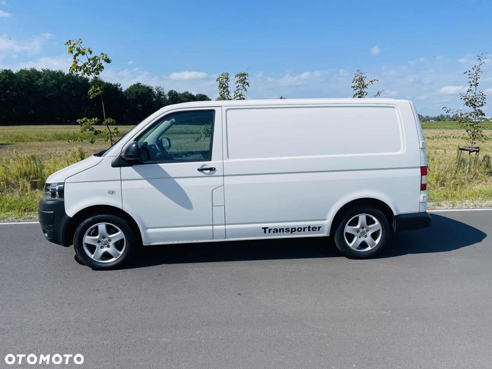 Volkswagen Transporter - 4