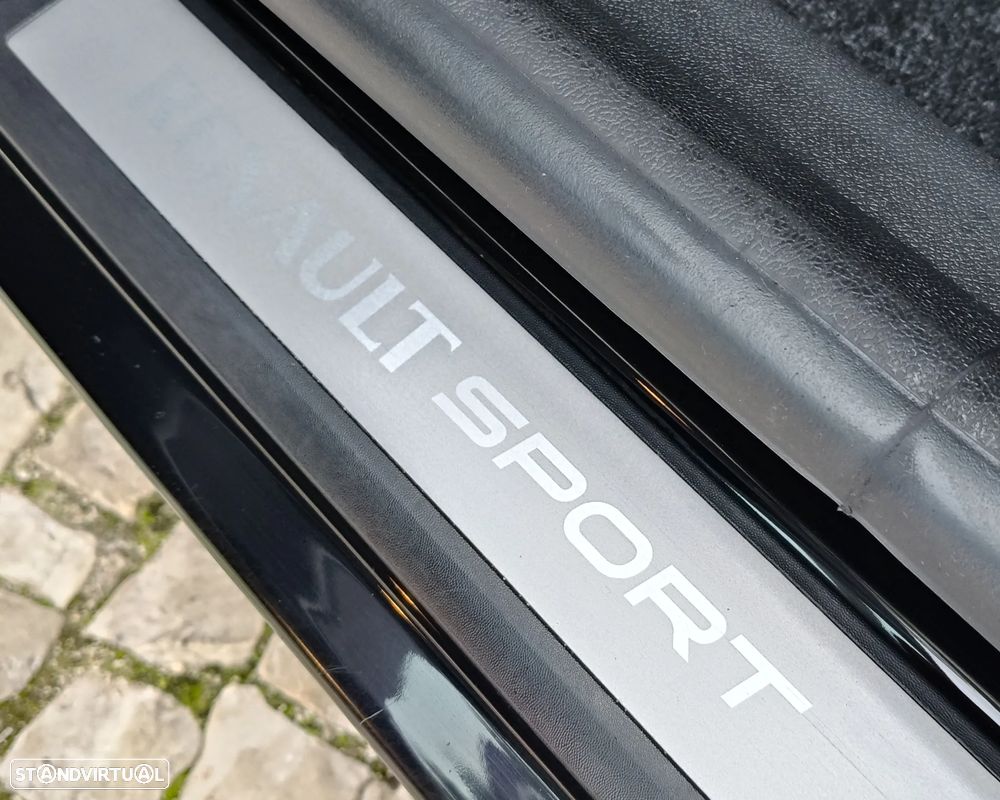 Renault Mégane Sport Tourer 1.5 dCi GT Line SS - 27