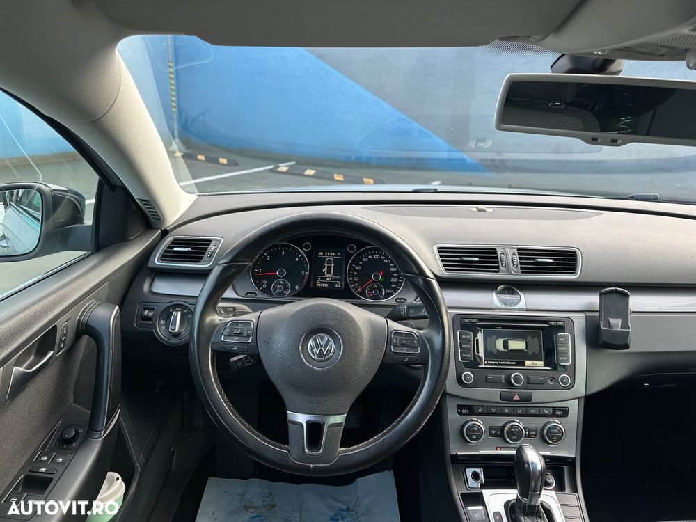 Volkswagen Passat Variant 2.0 TDI 4Motion BlueMotion Technology DSG Comfortline - 8