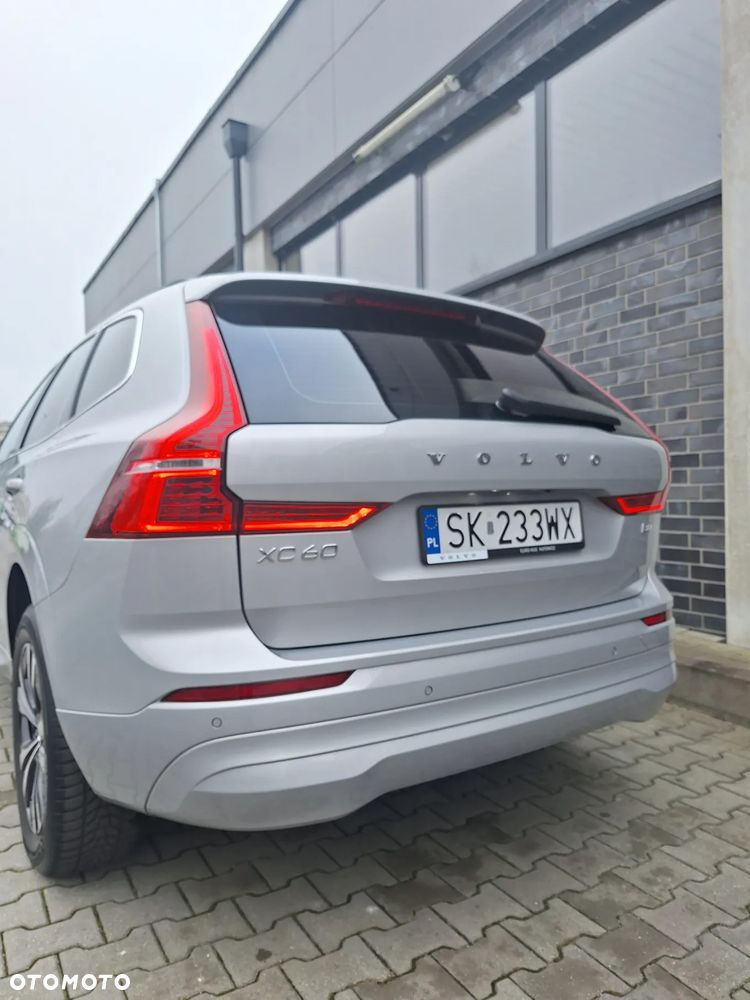 Volvo XC 60 B4 D Momentum Pro - 23