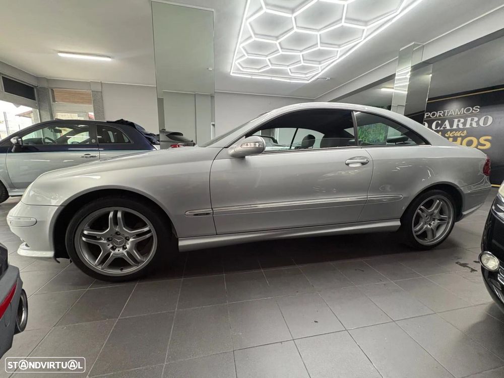 Mercedes-Benz CLK 220 CDi Avantgarde Aut. - 33