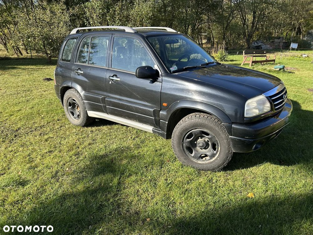 Suzuki Grand Vitara 2.0 - 5
