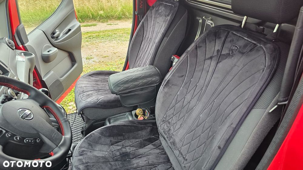 Nissan NV200 - 15