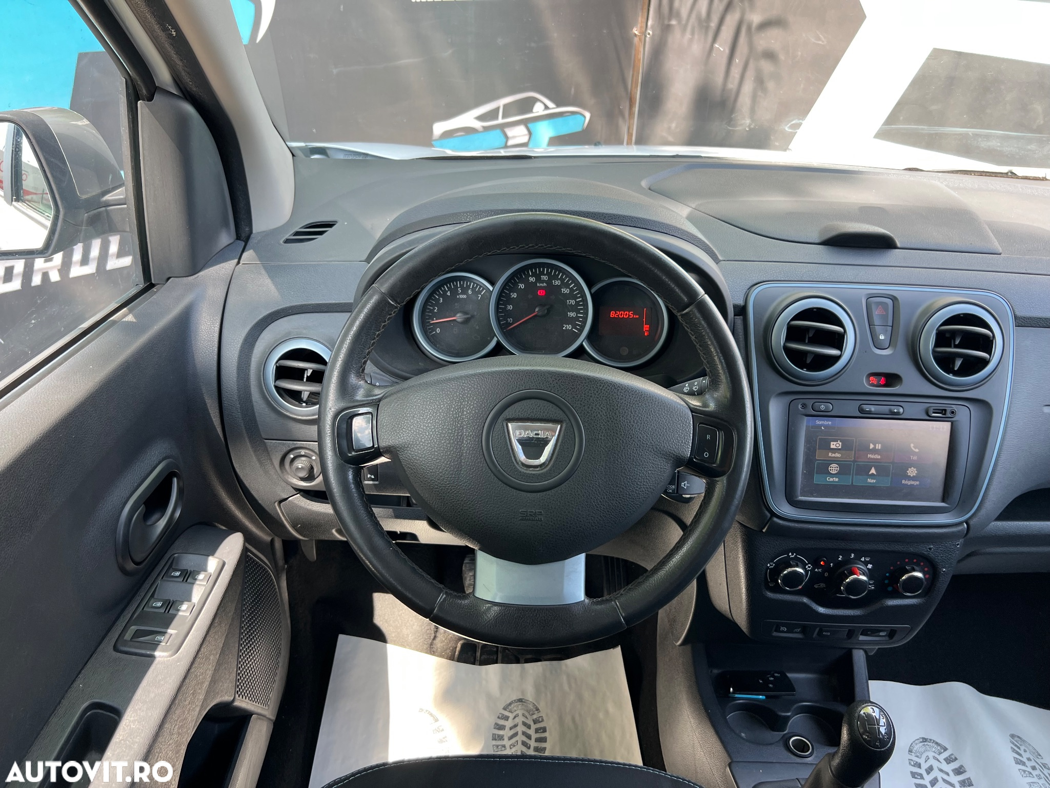 Dacia Lodgy TCe 115 Stepway - 10